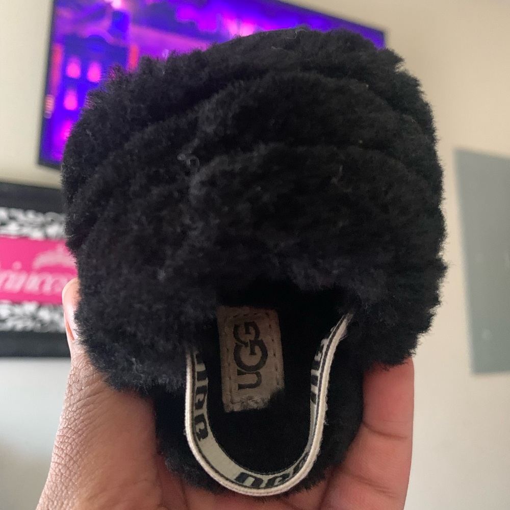 Baby ugg fluff yeah